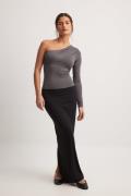 NA-KD Soft Line Fitted Maxi Skirt - Black