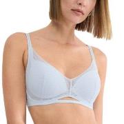 Triumph BH Breathe and Lift Smart PU Lysblå Fit Smart 1 Dame