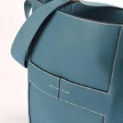 Pre-owned Blå Hermès skulderveske i skinn