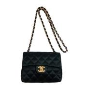 Pre-owned Svart lerret Chanel veske