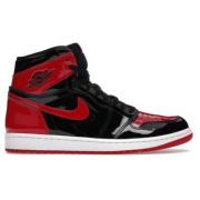 Retro High Bred Sneakers