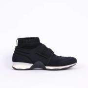 Pre-owned Svart lerret Chanel joggesko