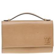 Pre-owned Beige skinn Louis Vuitton Clutch