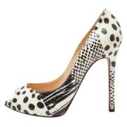 Pre-owned Svart stoff Christian Louboutin haeler