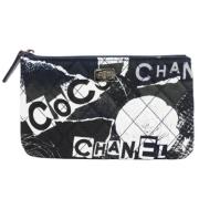 Pre-owned Svart lerret Chanel Clutch