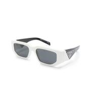 Hvite solbriller med originalveske