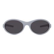 Grå Ovale Solbriller med Integrerte Sidebeskyttere