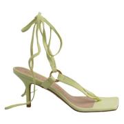 Grønne semskede høyhælte sandaler