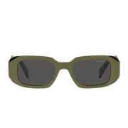 Rektangulære solbriller med salviegrønn ramme og mørkegrå linser