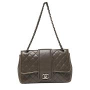 Pre-owned Leather chanel-bags