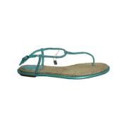 Pre-owned Silk sandals