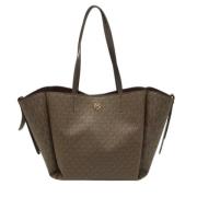 Pre-owned Leather totes