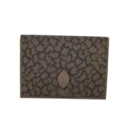 Pre-owned Leather clutches