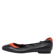 Pre-owned Leather flats