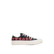 Svart Heart Low-Top Canvas Sneakers