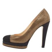 Pre-owned Suede heels