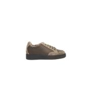 Beige Skinn Sneakers med Side Logo