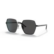 Stilige solbriller med unikt design