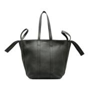 Pre-owned Leather totes