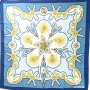 Pre-owned Silk scarves