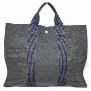 Pre-owned Fabric handbags