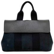 Pre-owned Canvas handbags