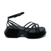 Mini Yoko Svart Lær Sandal