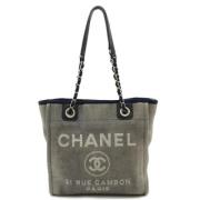 Pre-owned Canvas chanel-bags