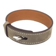 Pre-owned Leather bracelets