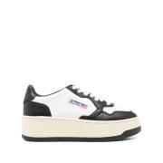 Svarte Sneakers for Stilig Look