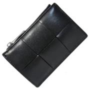 Pre-owned Leather wallets