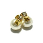 Pre-owned Pearl earrings