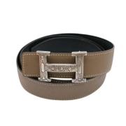 Pre-owned Canvas belts