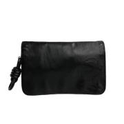 Pre-owned Leather clutches