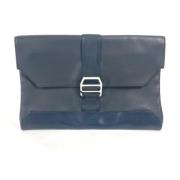 Pre-owned Leather clutches