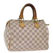 Pre-owned Canvas handbags