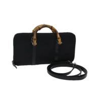 Pre-owned Nylon handbags