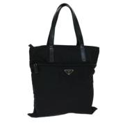 Pre-owned Nylon handbags