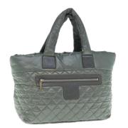 Pre-owned Nylon handbags