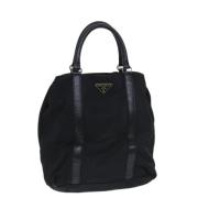 Pre-owned Nylon handbags