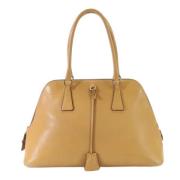 Pre-owned Leather handbags