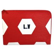 Pre-owned Leather clutches