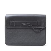 Pre-owned Leather clutches