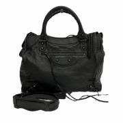 Pre-owned Leather handbags