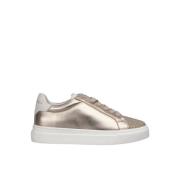 Stilige Skinn Sneakers med Rhinestone Detaljer