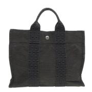 Pre-owned Canvas totes