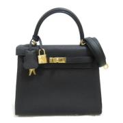 Pre-owned Leather handbags