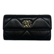 Pre-owned Leather wallets