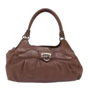 Pre-owned Leather handbags