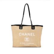 Pre-owned Canvas chanel-bags